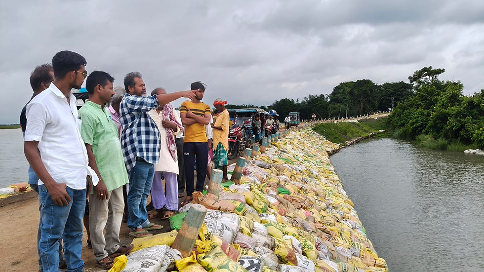 জলস্তর কমছে, ফের ভাঙনে আতঙ্ক, পাশে থাকার বার্তা জেলাশাসকের