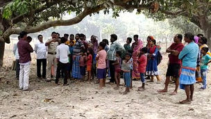 আমবাগানে যুবকের ঝুলন্ত দেহ উদ্ধার, তদন্তে পুলিশ