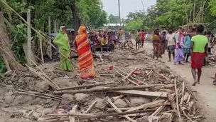 পশ্চিমবঙ্গের মাটিতে ভাঙচুর বিহার পুলিশের! ক্ষোভ এলাকায়