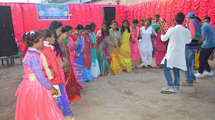 ধামসা মাদলের বোলে সহরায় উৎসব