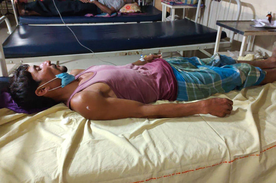 Trinamool-accused-of-beating-a-minority-BJP-activist