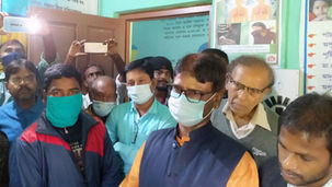 পানীয় জলের সমস্যা হাসপাতাল চত্বরে, ক্ষোভ উগরে দিলেন সাংসদ