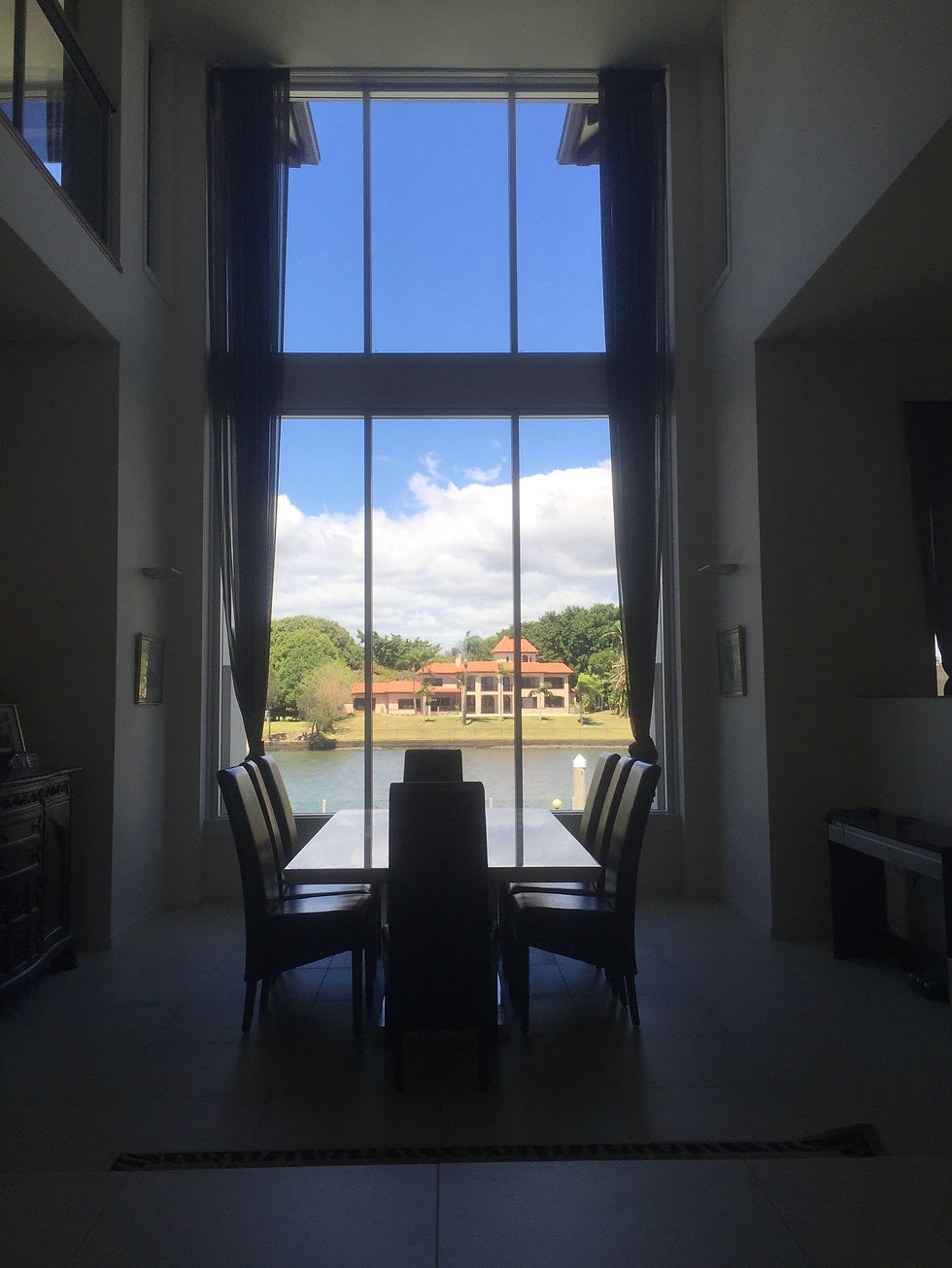 Internal High Glass