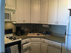 Margate Towers Unit #605 direct oceanfront one-bedroom winter rental with balcony