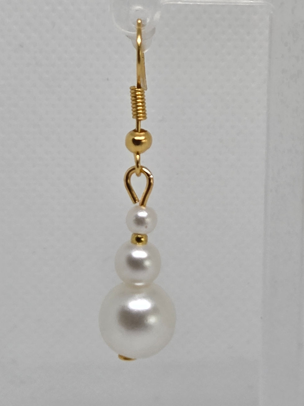 Thumbnail: White and Gold Faux Pearl Earing
