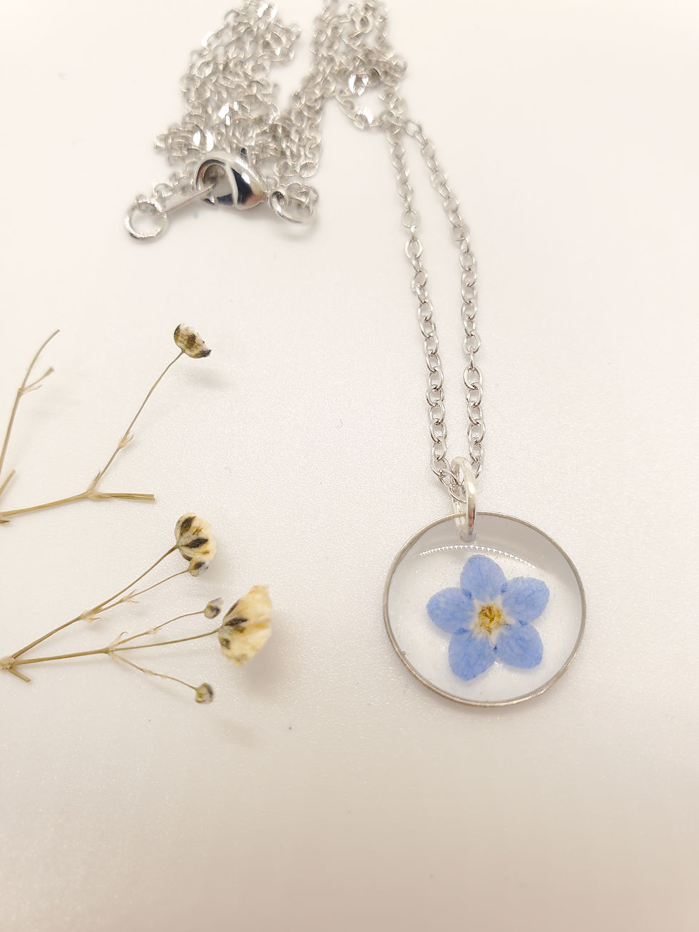 Thumbnail: Forget-me-not necklace
