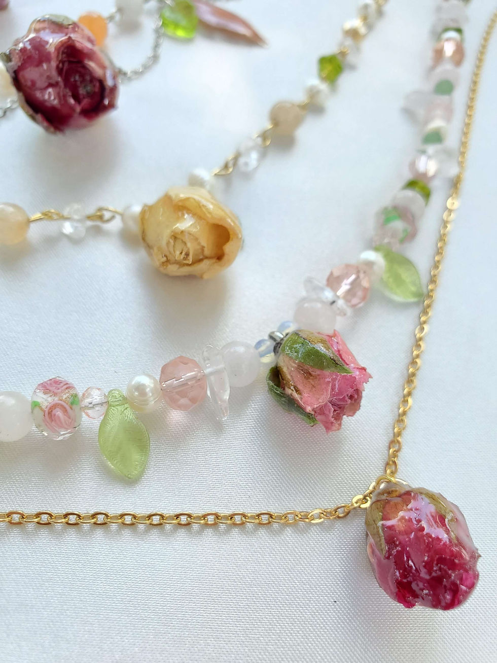 Thumbnail: Pink Rose Necklace