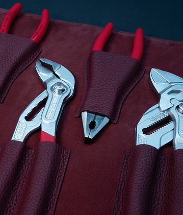 precious-tool-collection-red-knipex-plie