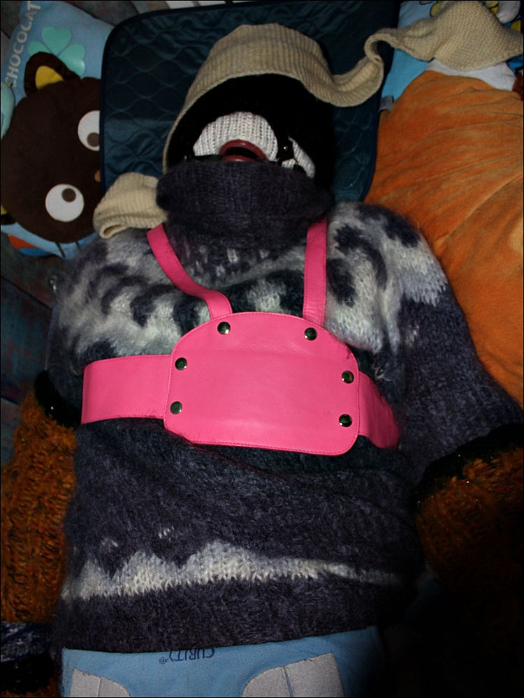 wollfetisch adultbaby wollsklave outdoor 1