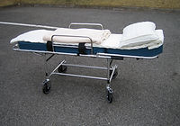 トヨタ純正のストレッチャー