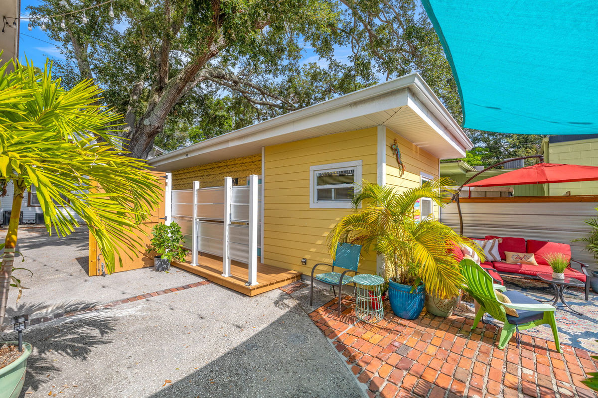 St. Pete Hotel BnB Rentals
