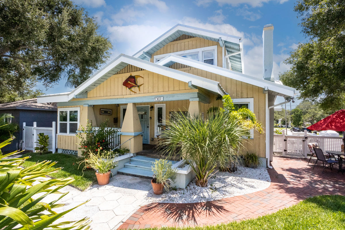 St. Pete Hotel BnB Rentals