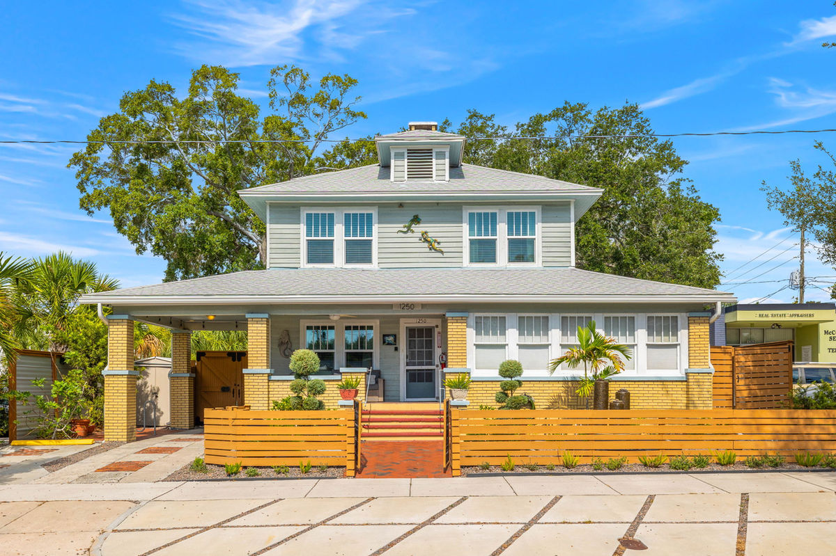 St. Pete Hotel BnB Rentals