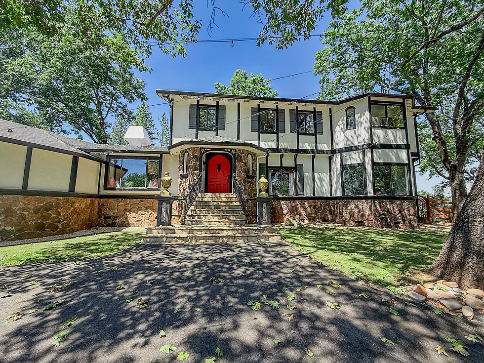 27689 Table Meadow Road, Auburn - Angie Cope and Shea McGuire