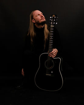 Colbinger_Songwriter & Lyriker_3_ Pressefoto by krauss.media