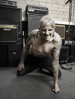 Iggy Popz - Iggy and the Stooges Tribute