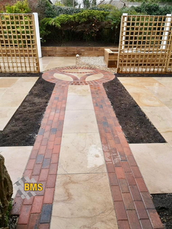 Bespoke porcelain and block design featuring planting areas - Bushey, Watford Hertfordshire
