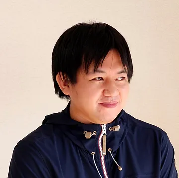 スタッフ Emi Trading