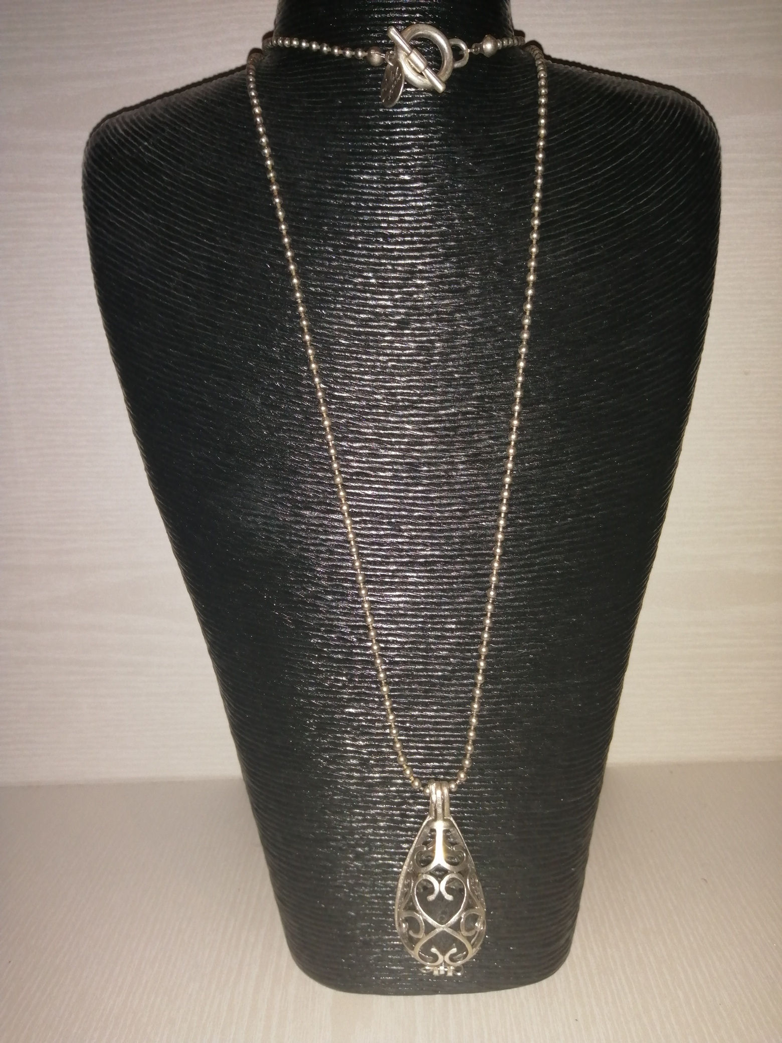 Ornate Pendant Necklace