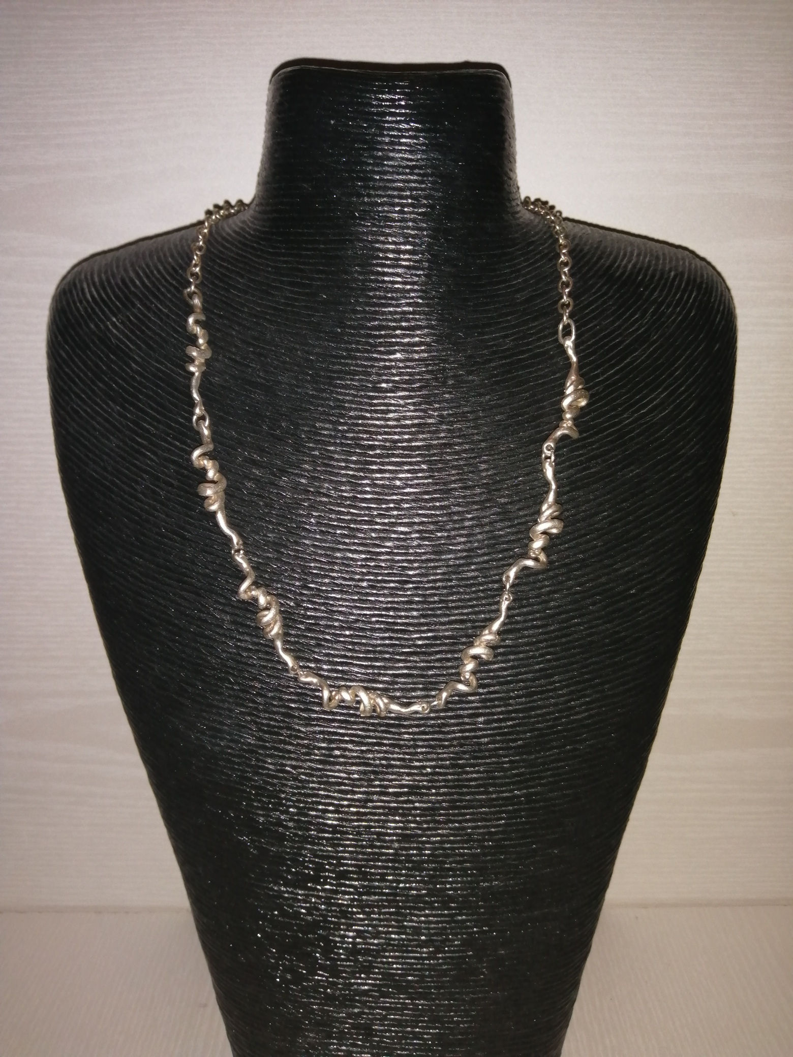 Squirls Necklace