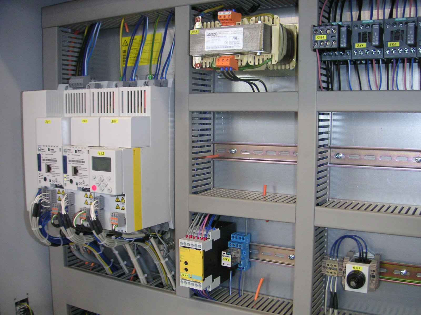 J & T Automatisierung | Schaltschrankbau | Saterland