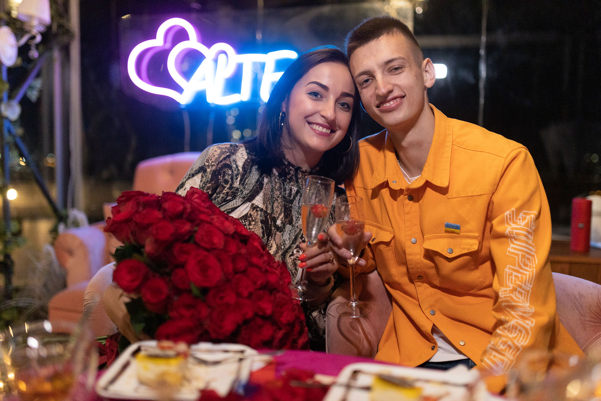 Романтичний  вечір.. Київ.романтик