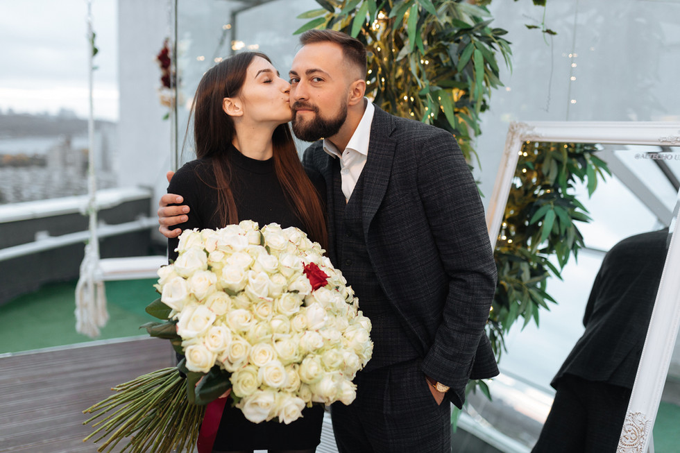 Романтичний  вечір.. Київ.романтик