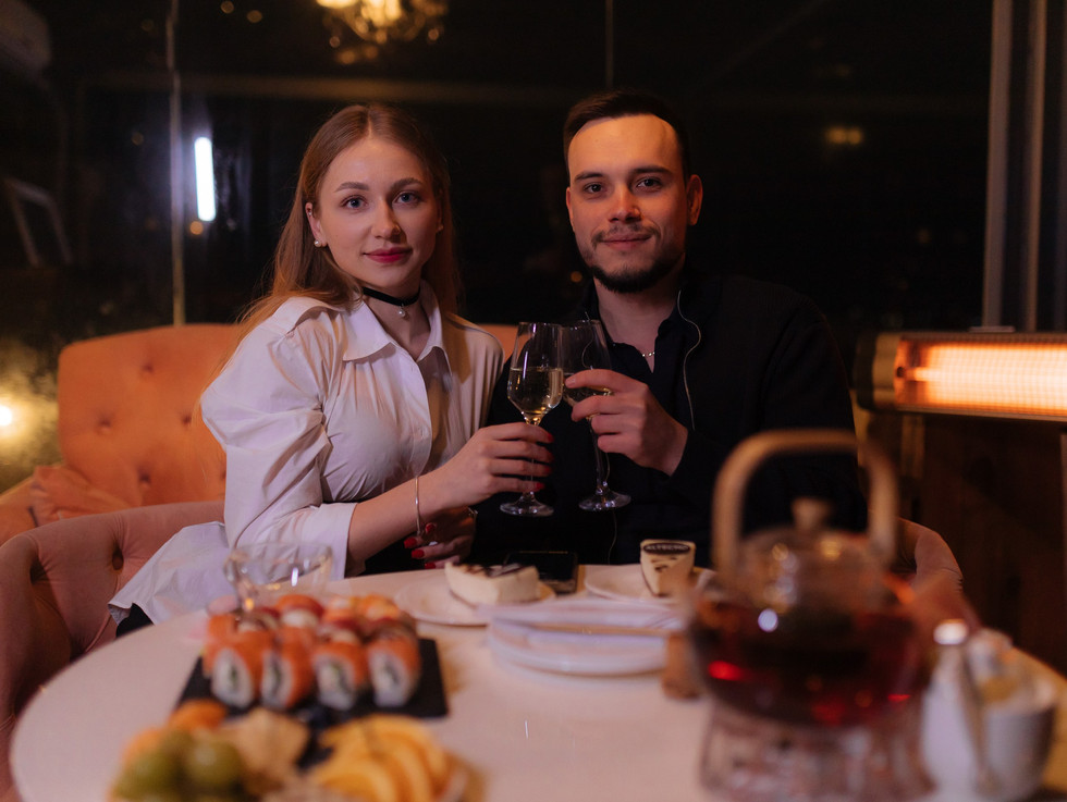 Романтична вечеря на даху в Києві