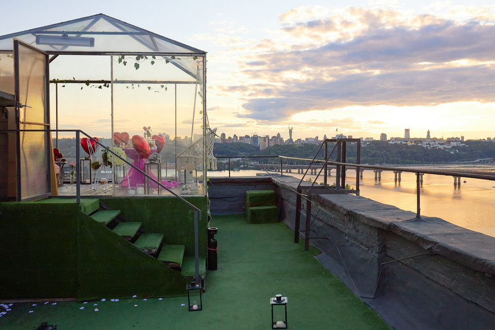 панорамні  ресторани  Києва romantic