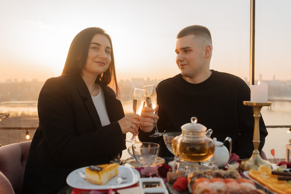 ресторани Києва на даху. Київ. Романтик