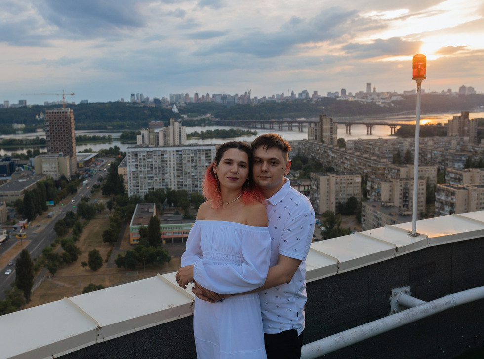 Романтичне побачення на даху. Киїів