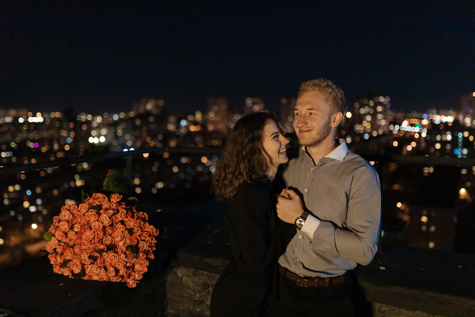 Романтичний  вечір.. Київ.романтик