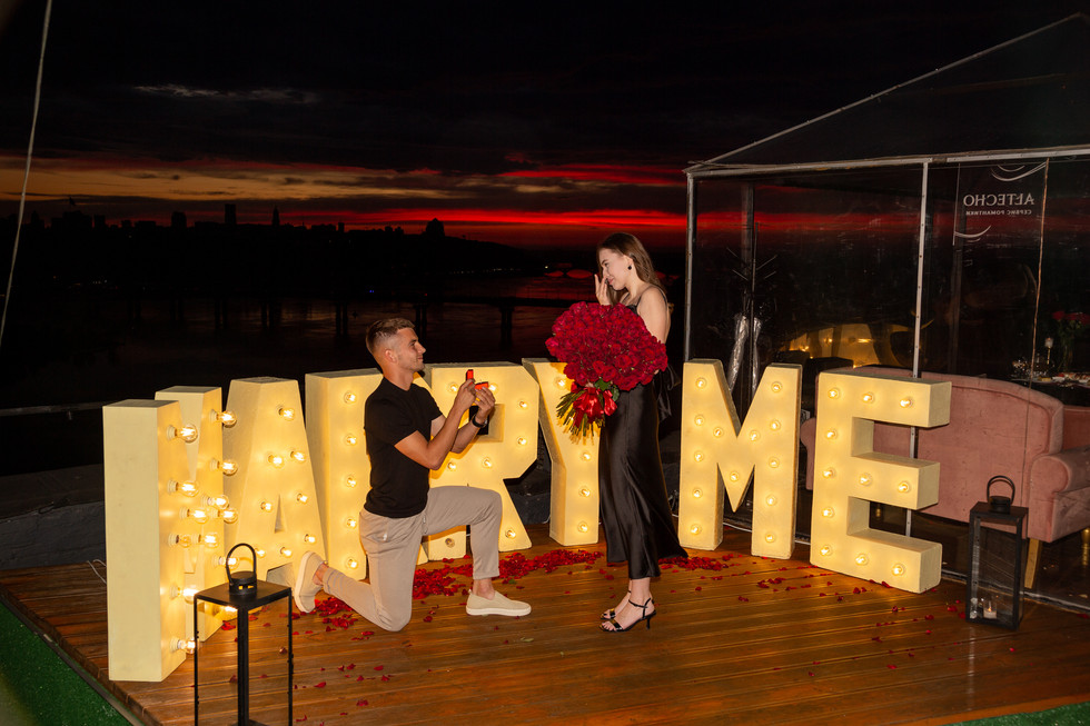 Освідчення на даху. Київ. романтик