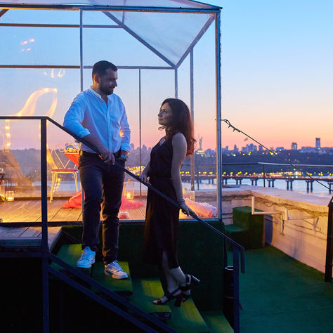  Летнее романтическое свидание на крыше Альтечо в Киеве