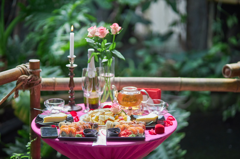 романтична вечеря в оранжереї. Київ