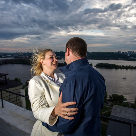 Приятный романтический вечер на крыше  с видом на Киев