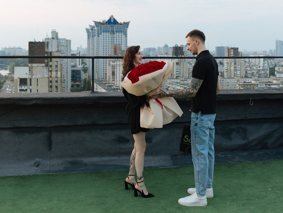 Побачення на даху. Київ. Романтик