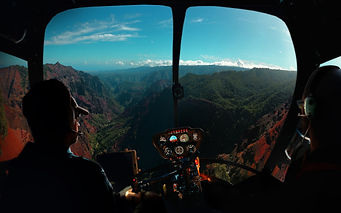 two-pilot-inside-aircraft-1272392.jpg