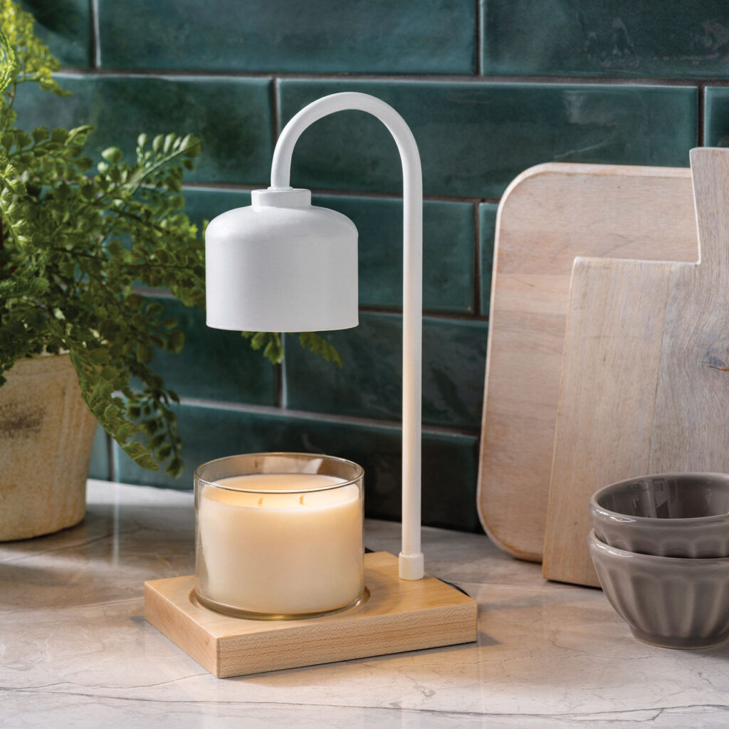 White arched candle warmer lamp