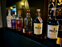 An evening with Micil 