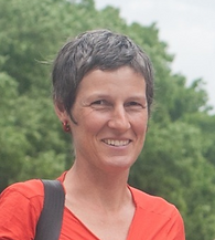 Clare Miflin Headshot.png