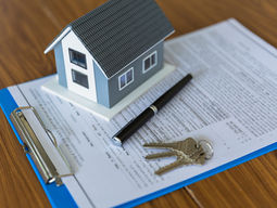 La Encuesta de Servicios Notariales 2023 revela que solo el 51% de los habitantes de la Ciudad de México tiene escrituras, mientras el 38% vive en propiedad informal y el 11% con documentos a nombre de terceros.