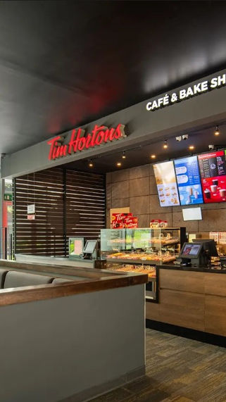 Tim Hortons fortalece su presencia en destinos urbanos y corredores clave de México