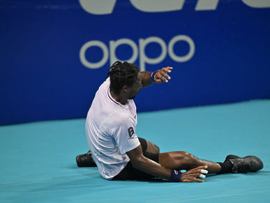 https://www.inshots.com/post/gaël-monfils-abierto-mexicano-de-tenis-triunfo-6-4-y-6-7-5-7-ante-dzumhur-con-susto-en-el-primer