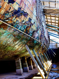 Edwin Fox 1953, Old Merchant ships. Patina on ships.
