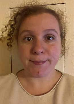 ELODIE PARENA 1.jpg