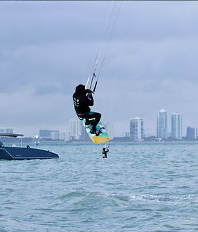 kitesurfing miami.jpg