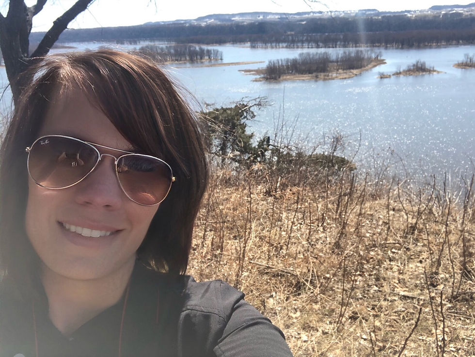 Let's go for a hike with views of the Mississippi River for miles!