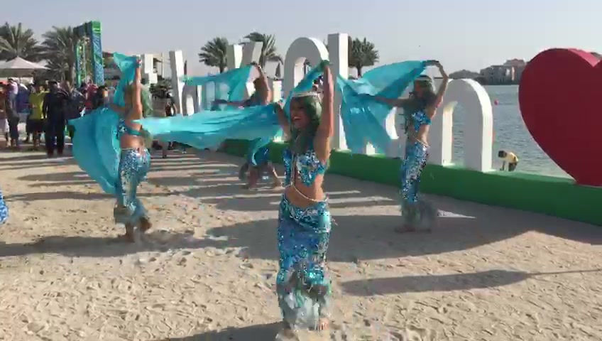 Thumbnail: LED Mermaid Show