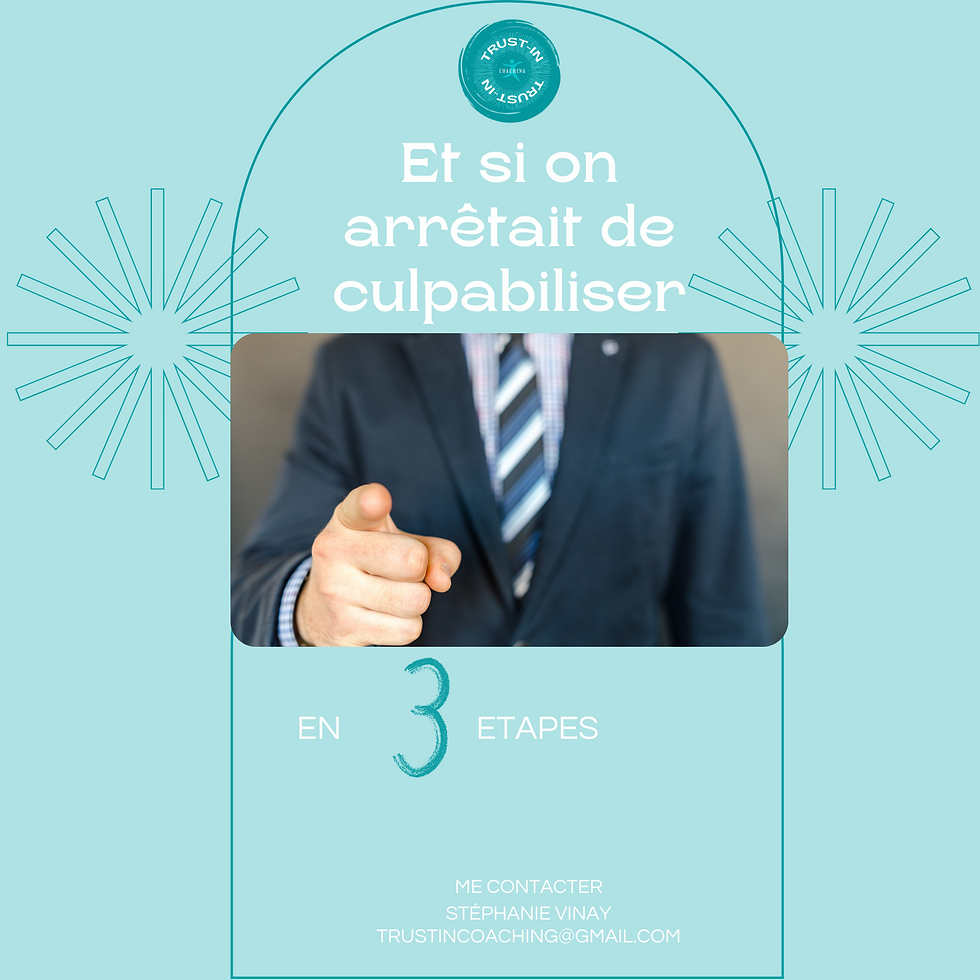 un homme qui pointe du doigt en cherchant à culpabiliser son auditoire